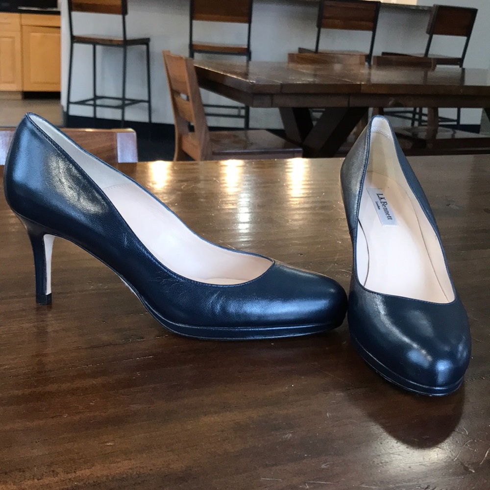 L.K Bennett London dark blue 10M (40) Pumps